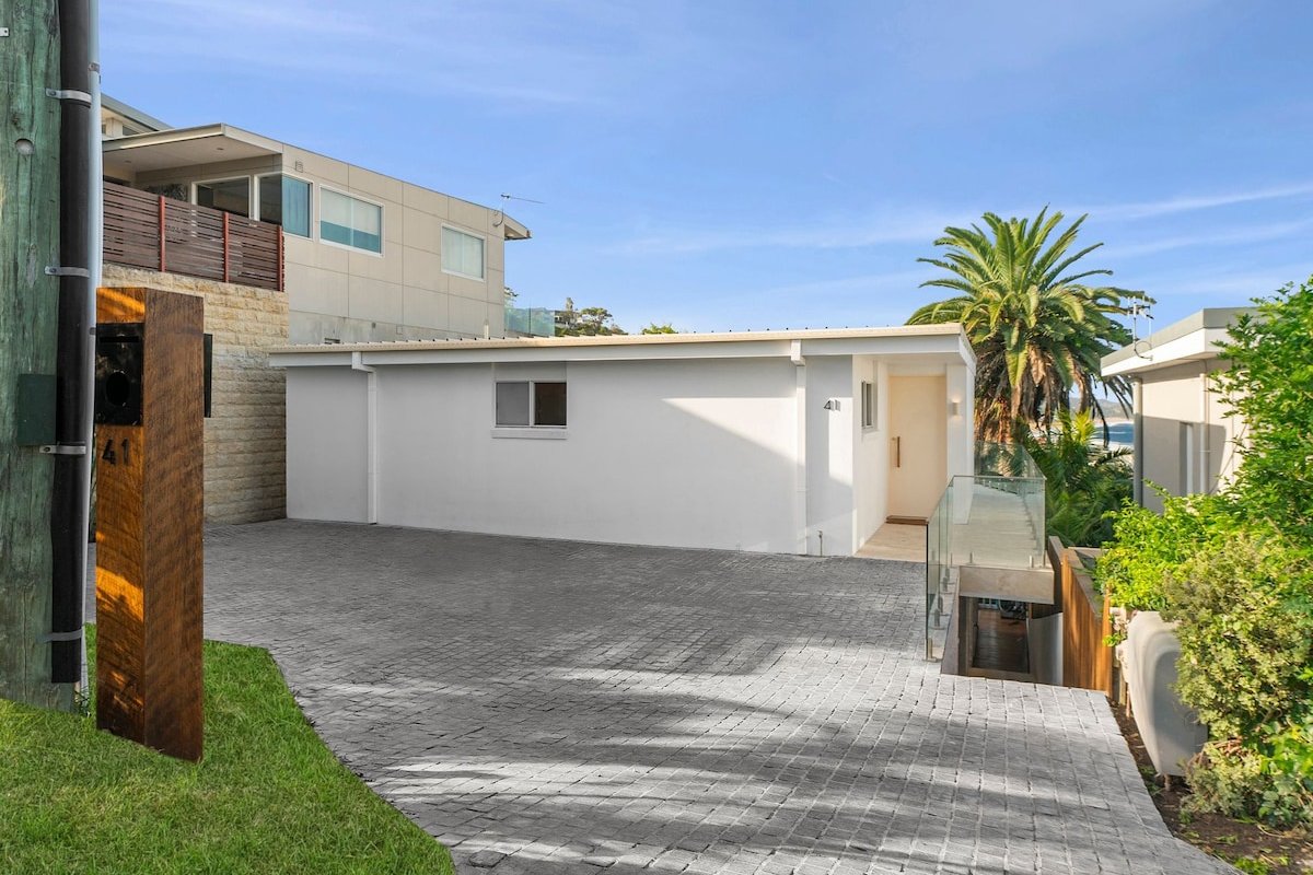 Villa Capriccio – Top Floor Apartment gallery image 4