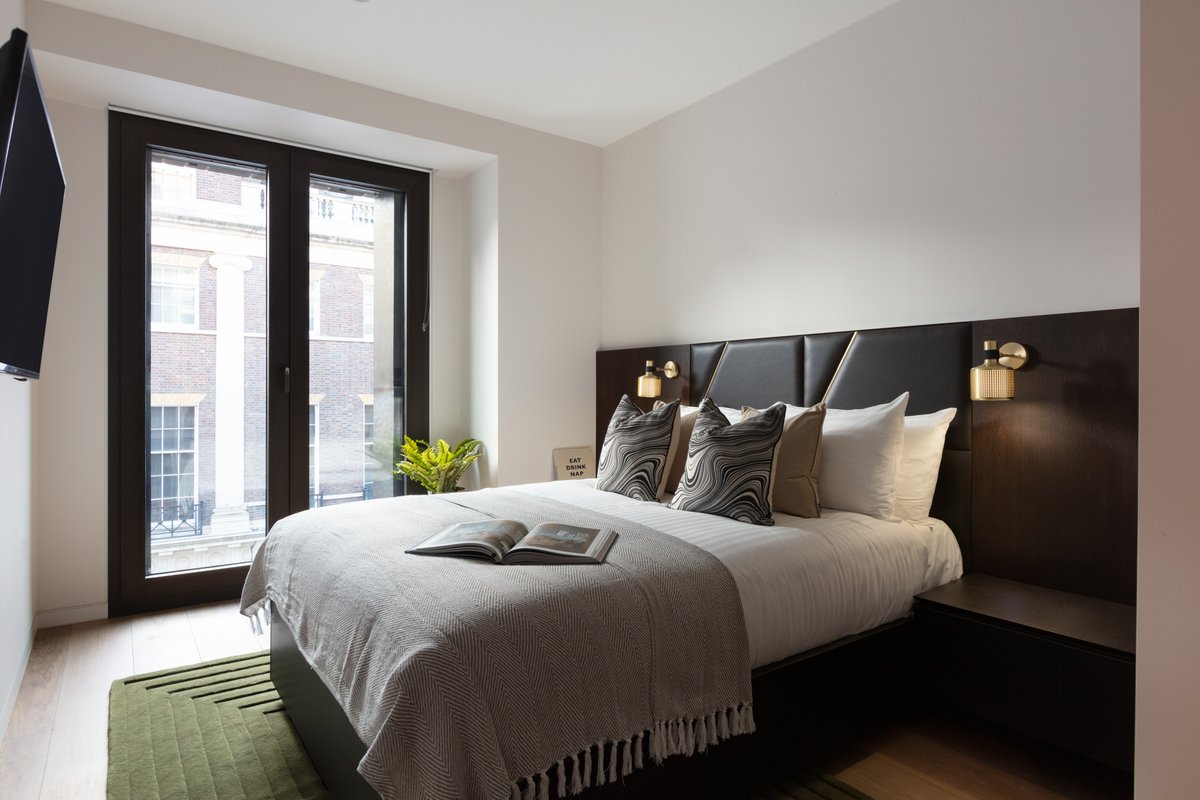 Oxford Street luxury 2 bedroom serviced apartment