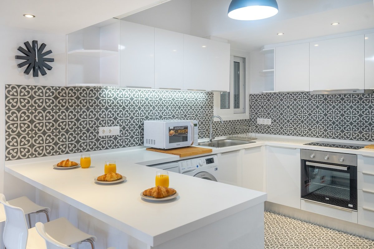 Platinum Acropolis View – 3 BD Apartment gallery image 4