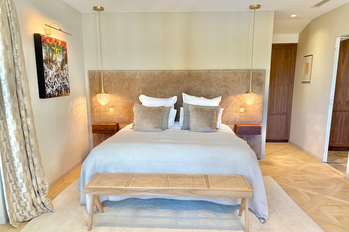 Villa vue mer et montagne grand luxe Nice piscine gallery image 4