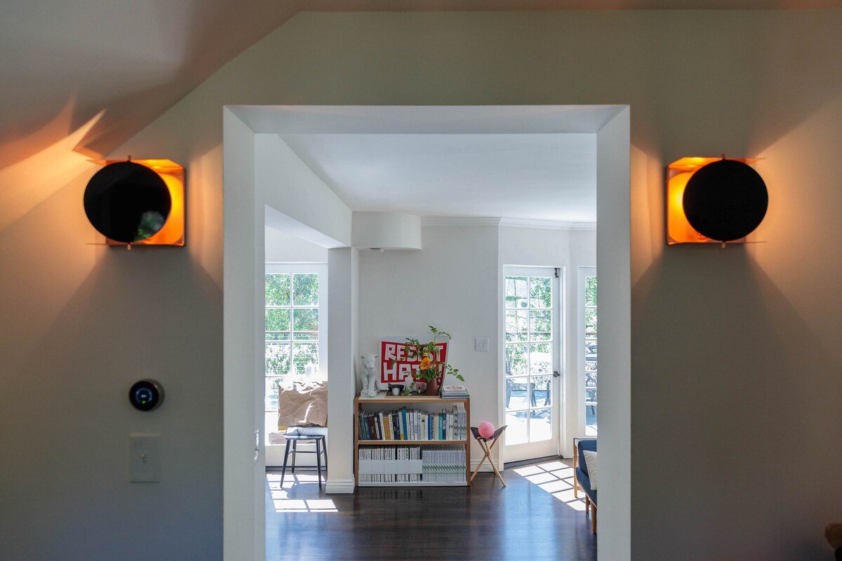 Renovated Modern Bungalow in Central Silverlake gallery image 4