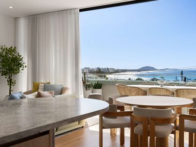 The Skyview – Panoramic Beach House with Lap Pool
