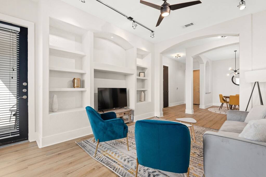 Gated, Quiet, Close to Vandy and 440, Pet Friendly gallery image 2