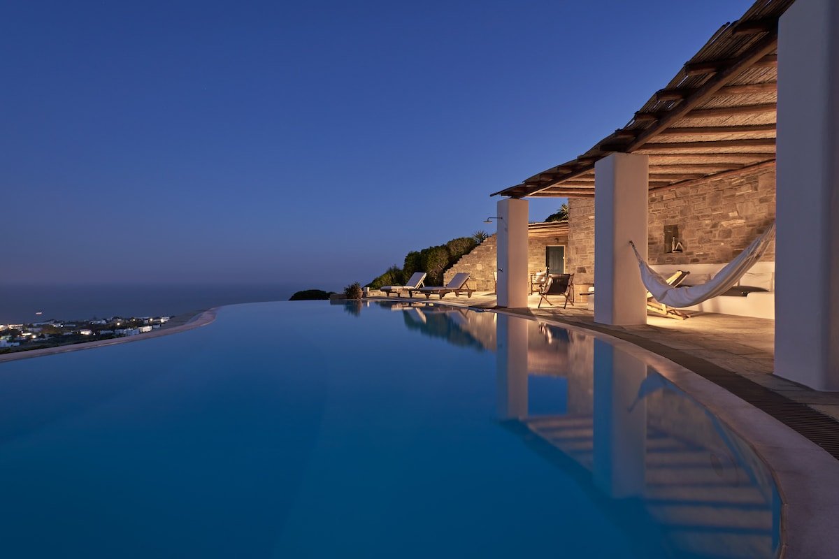 Agnanti Villa gallery image 3