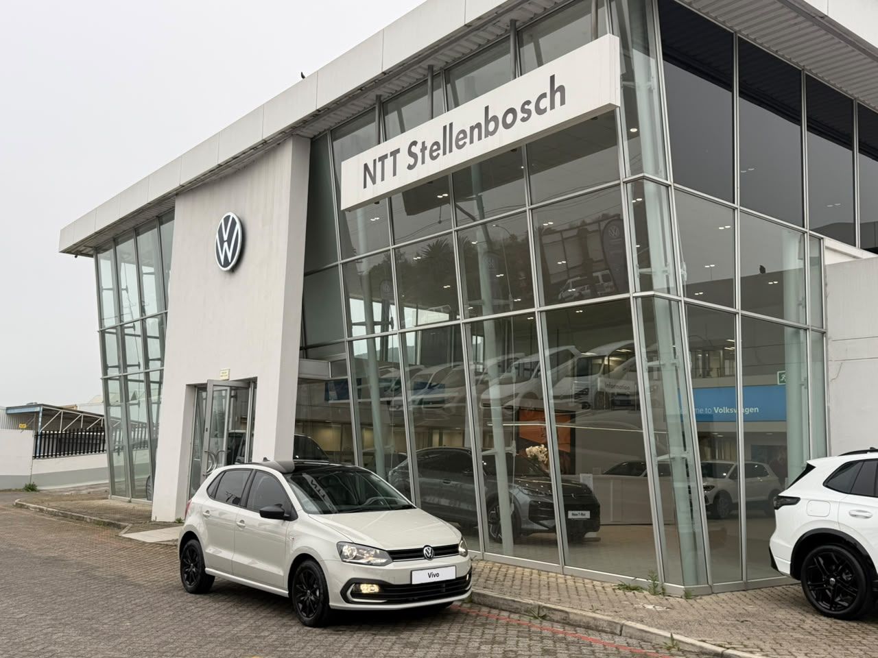 Used car gallery