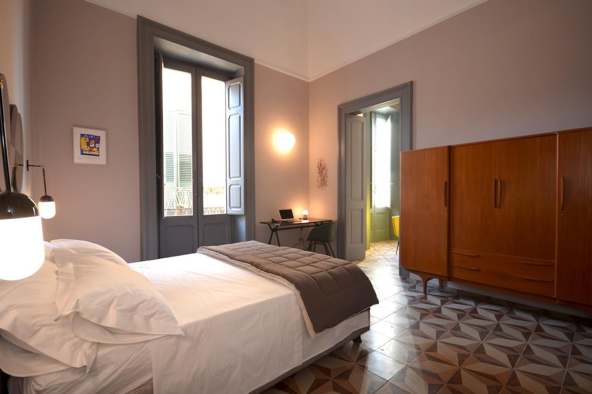 Charming house with terrace -Lecce historic center gallery image 3