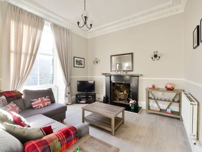 George IV Bridge – Superbly located 3 bedroom!