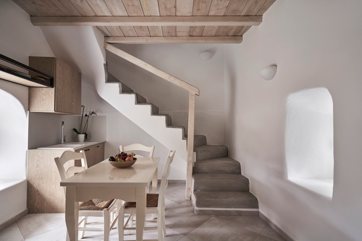 Three bedroom Villa with Two Swimming Pools gallery image 4