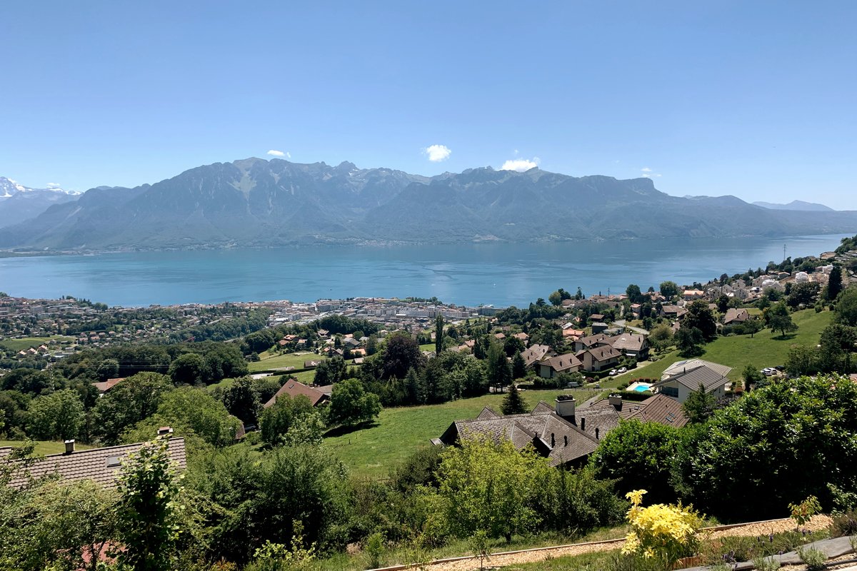 Appartement Moderne vue panoramique près Montreux