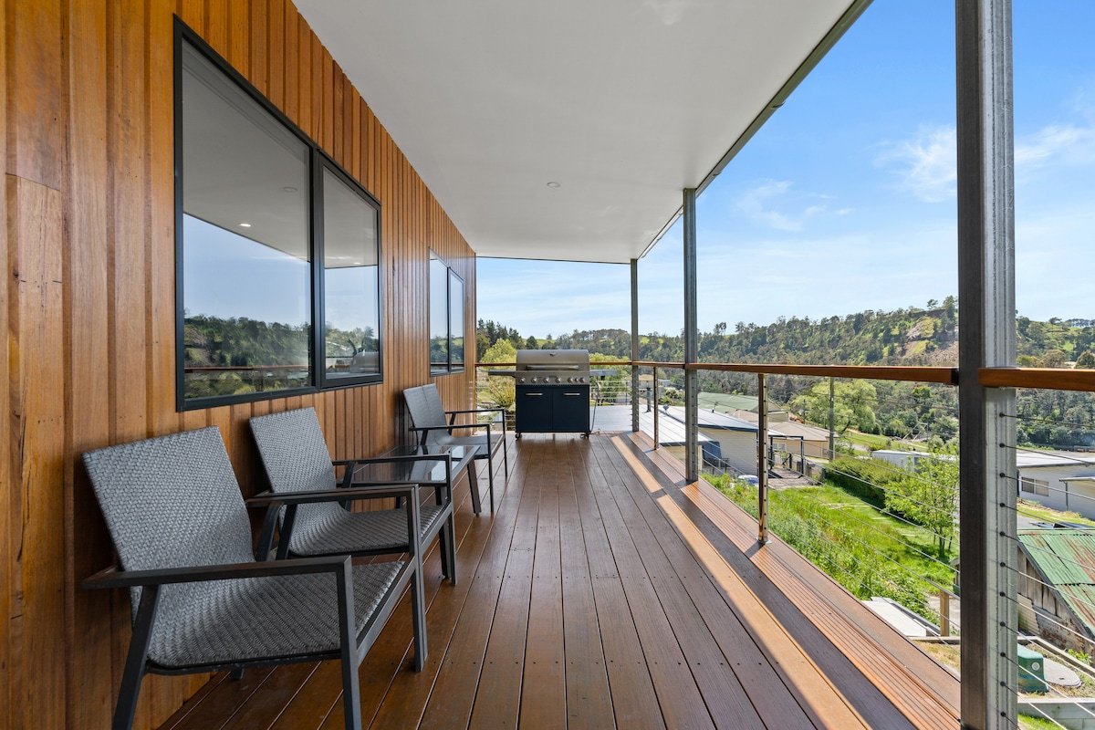 The Derby Lodge ‘Cabin Stay’ gallery image 5