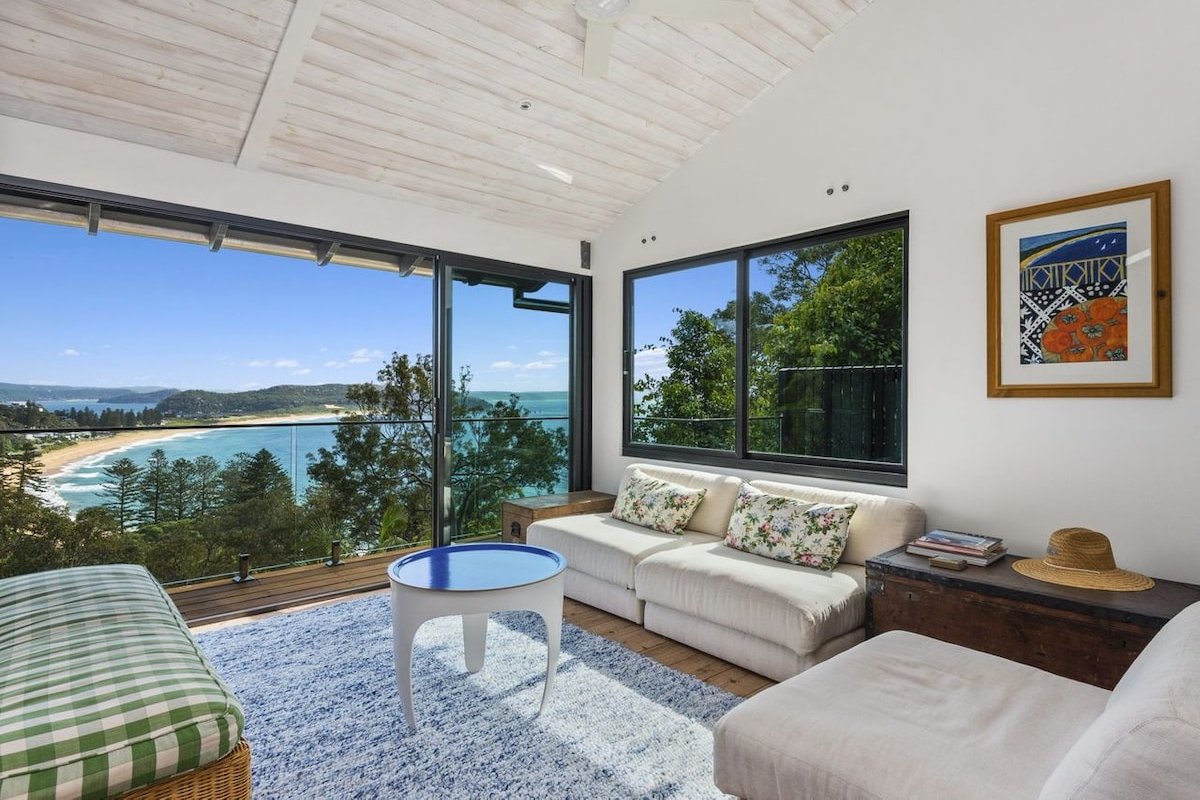 BLACK ZINC by Palm Beach Holiday Rentals gallery image 4