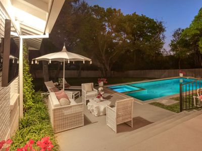 Downtown | Heated Pool | Hot Tub | Ping Pong