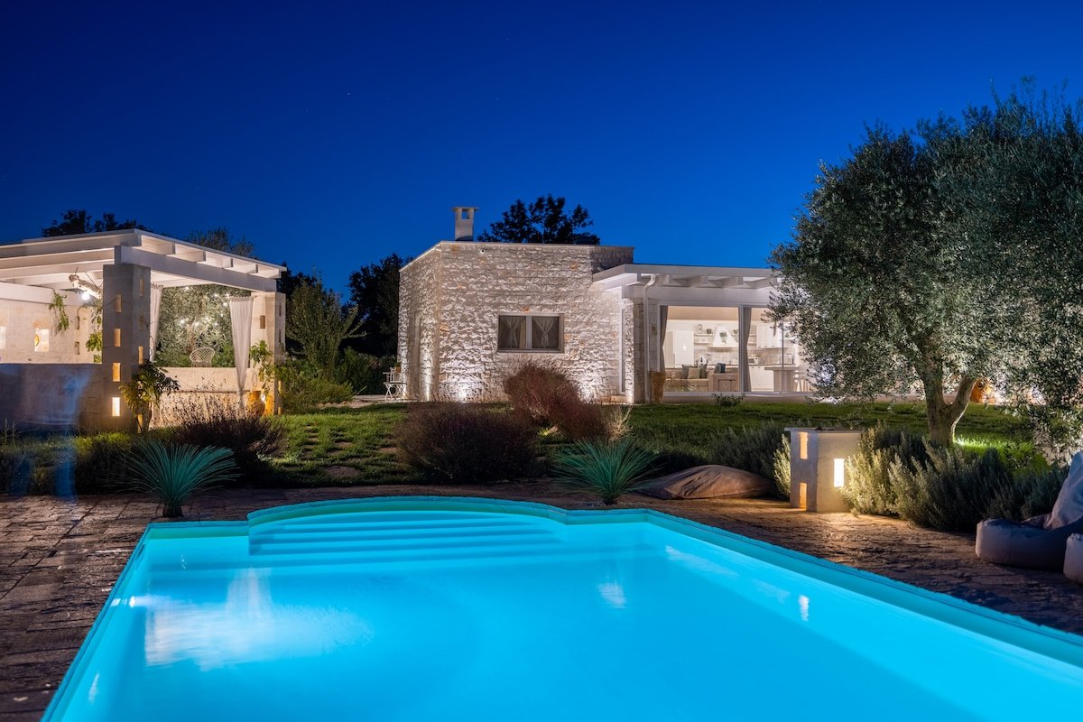 Tenuta Traghetto; Villa w saltwater heated pool gallery image 2