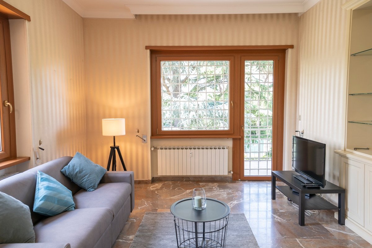 [10 min vaticano] Big Vintage Home gallery image 4