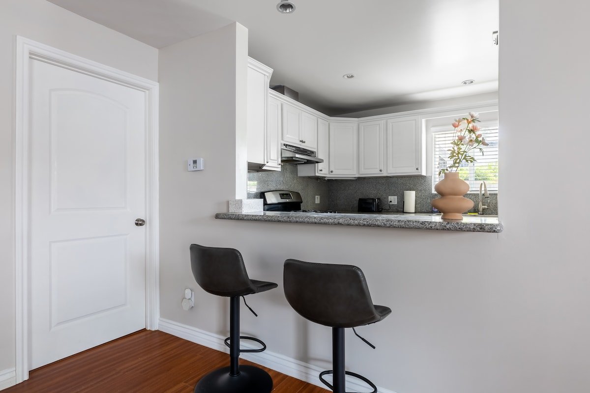 Culver City Downtown Home – 5 Bedroom / 5 Bathroom gallery image 5