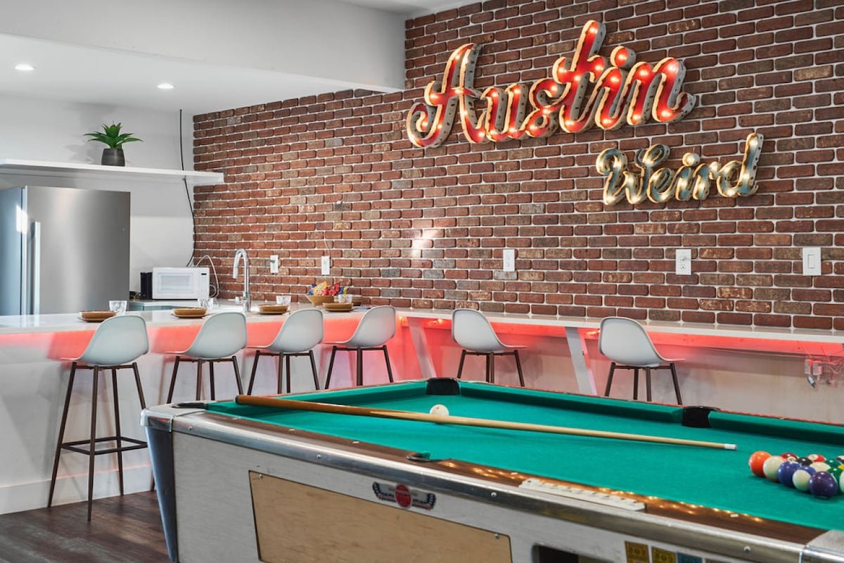 Zilker Arcade home w/ Heated Pool! gallery image 2