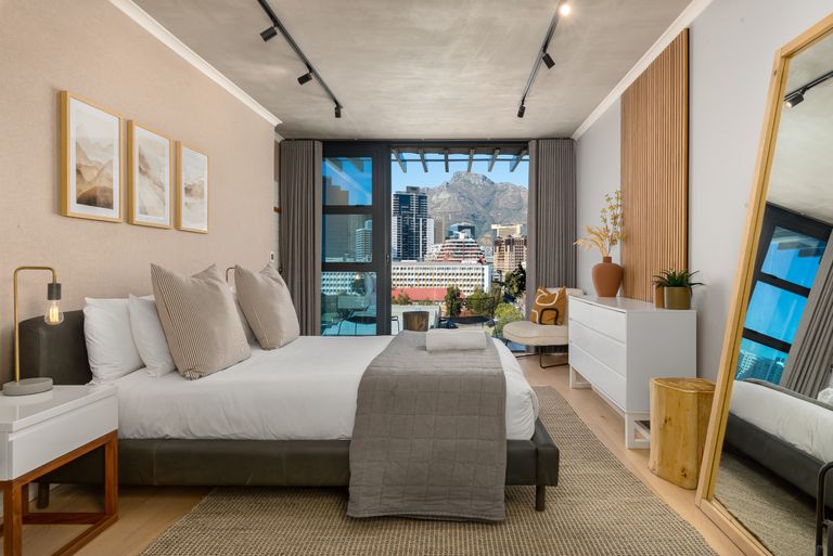 Penthouse Luxe featured image