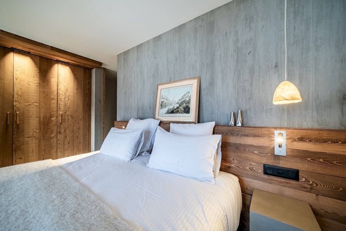 Foxden – Stunning Chalet in Chamonix gallery image 3