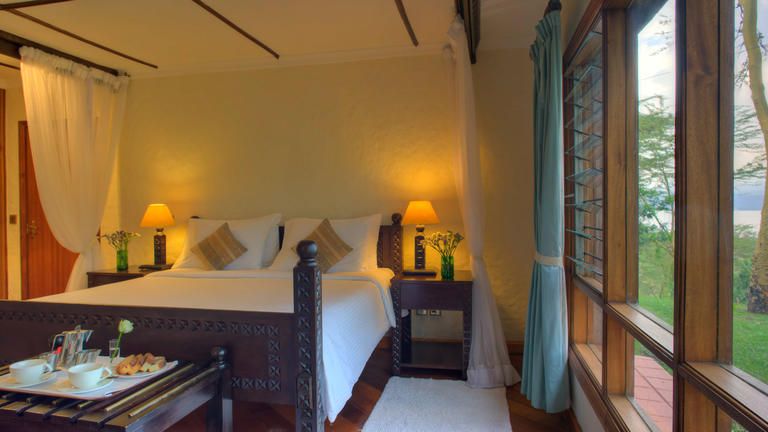 Faru Suite master bedroom