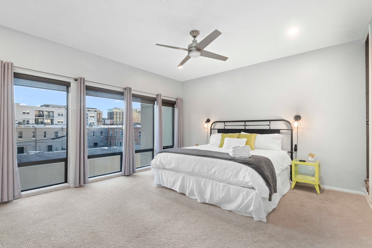 Walk to RiNo’s Best Bars, Restaurants, Coors Field gallery image 5