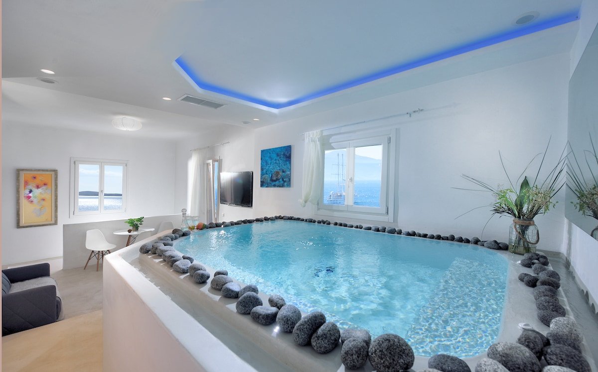 ELEGANT VILLA at the CENTER of MYKONOS TOWN gallery image 4