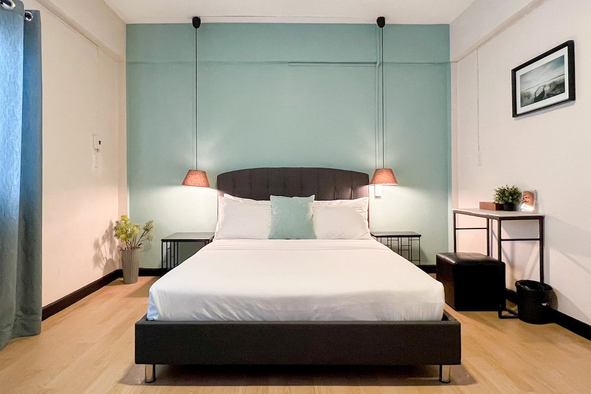 Neveu:The Club, 5 bedrooms Apt@MRT Sutthisan gallery image 2