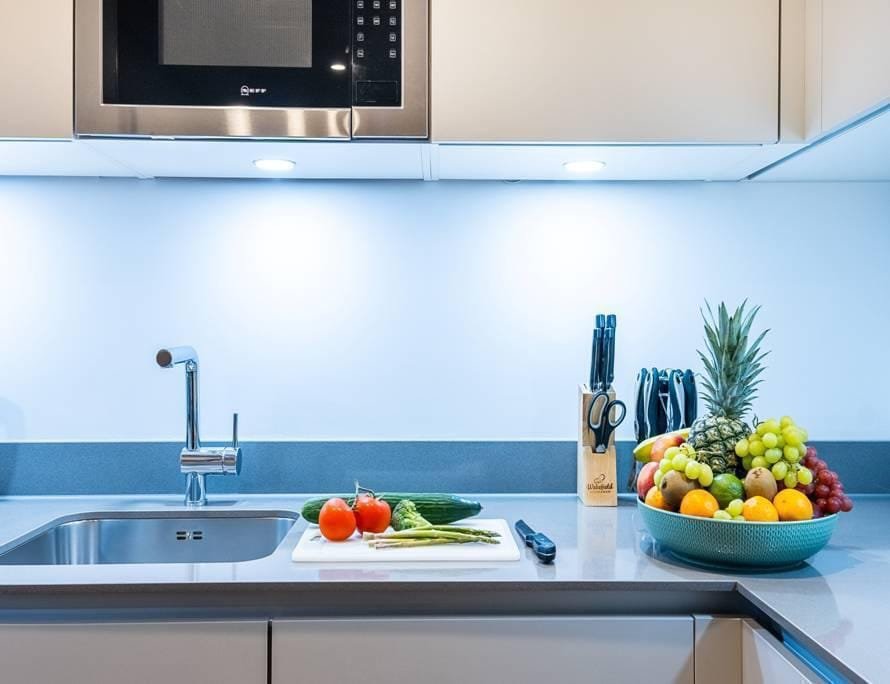 Luxury 2 bedroom Penthouse in Gloucester Road gallery image 5