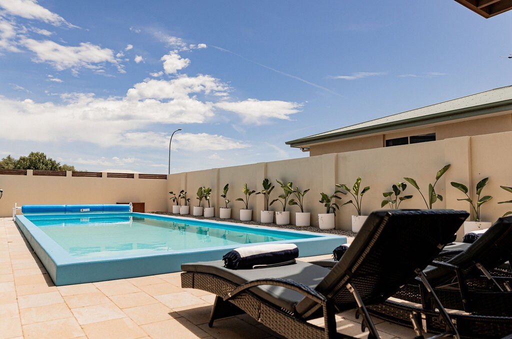 Heated magnesium pool, MTB, family & dog friendly gallery image 3