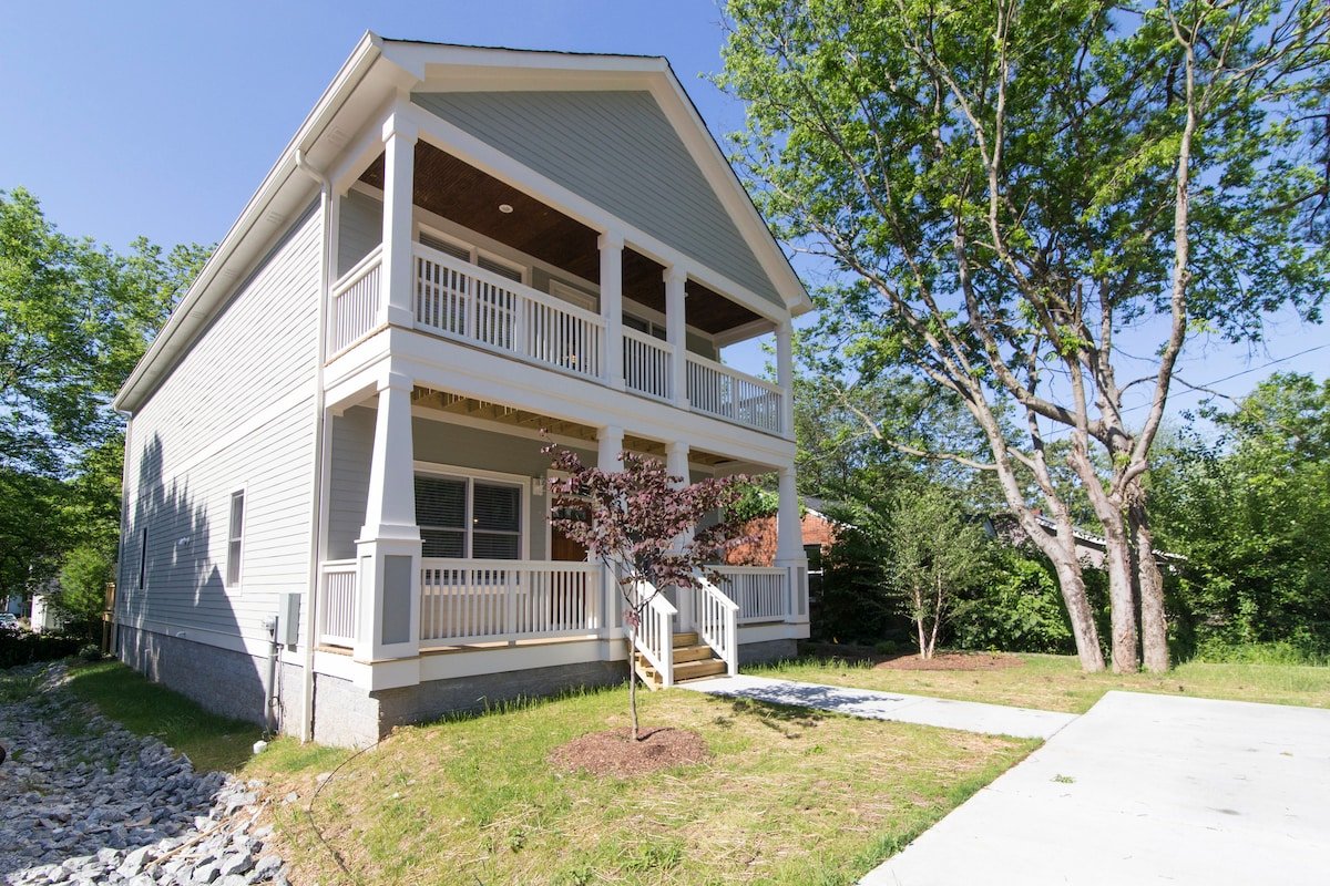 Beautiful Home in Heart of Music City! gallery image 4