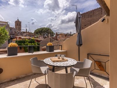 Renzi building 4 BDR with terrace @trastevere