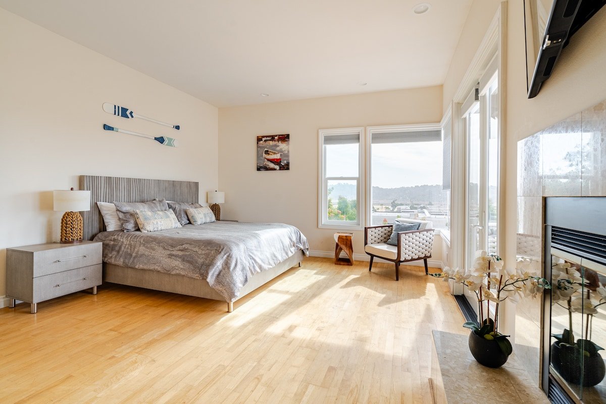 Oceanview Luxury Hilltop Villa w/ Private Pool gallery image 4