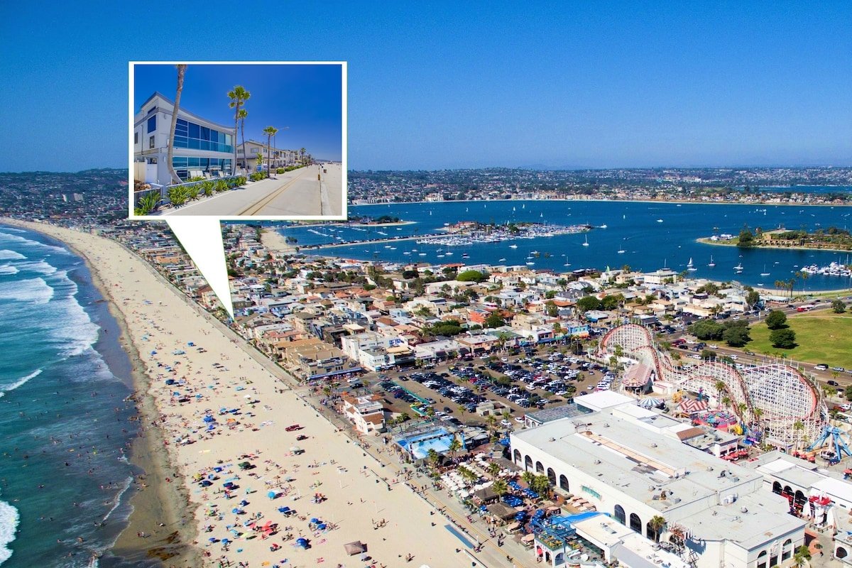 Modern Oceanfront Living | Liquid Blue 1 | MB gallery image 3