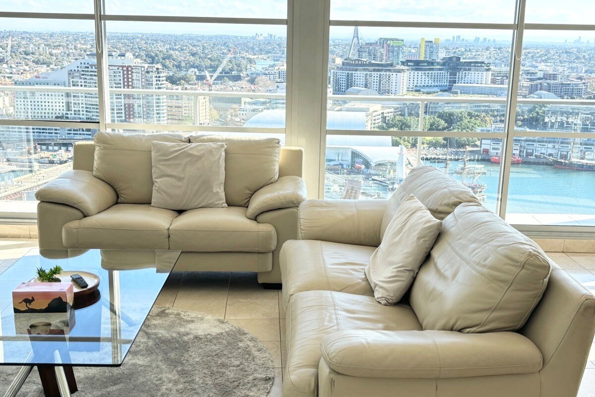 City Center Harbour View Three Bedrooms Penthouse gallery image 4