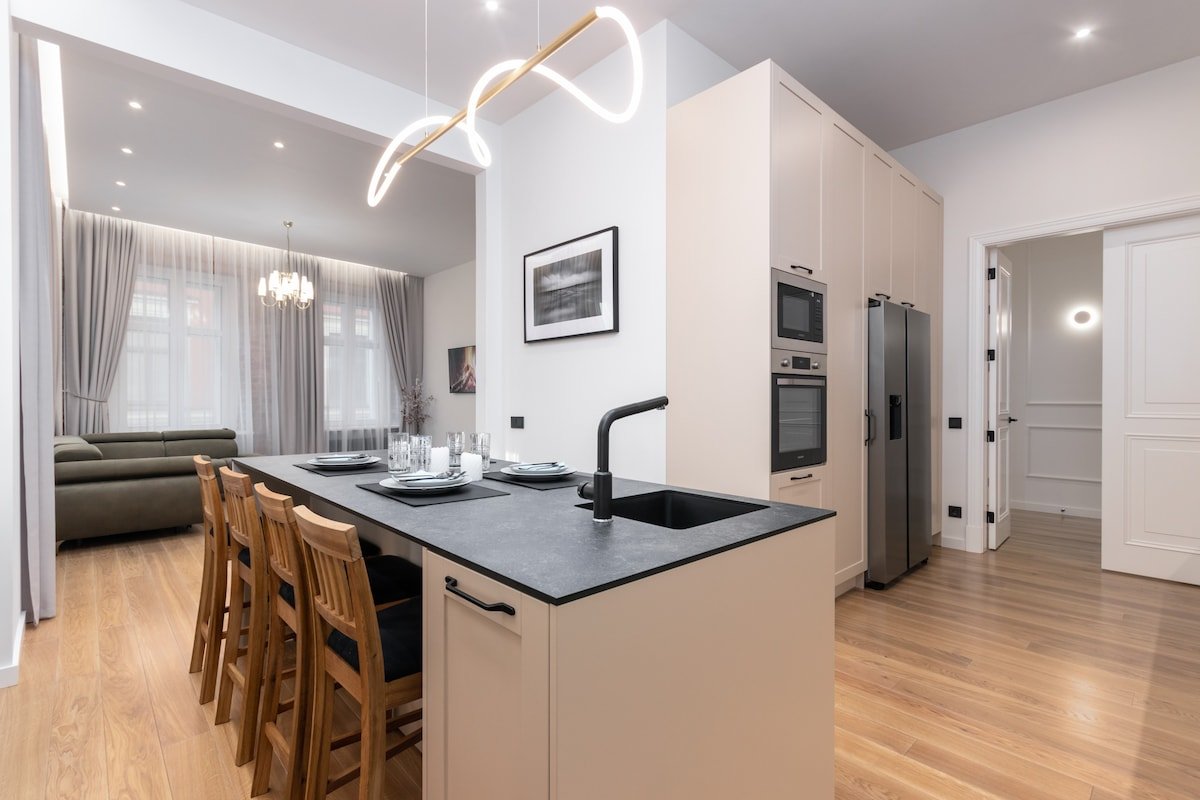 A+ Executive flat with lux sauna gallery image 2