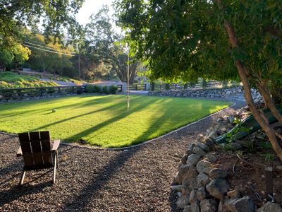Los Gatos Villa: hot tub, sauna, pool, huge yard