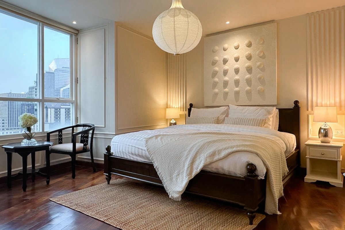 The Legacy | 2BR | BTS Chidlom | 101SQM | Langsuan gallery image 3