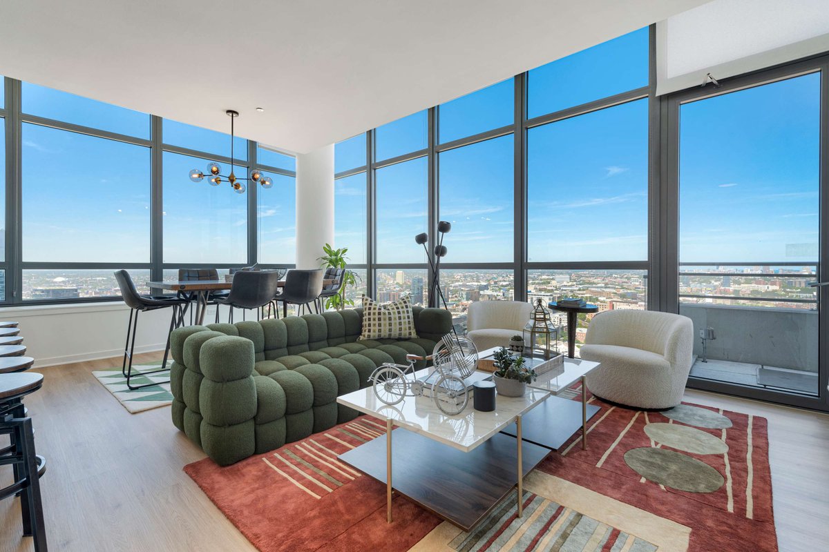 Dual Penthouse Retreat: Perfect for Groups
