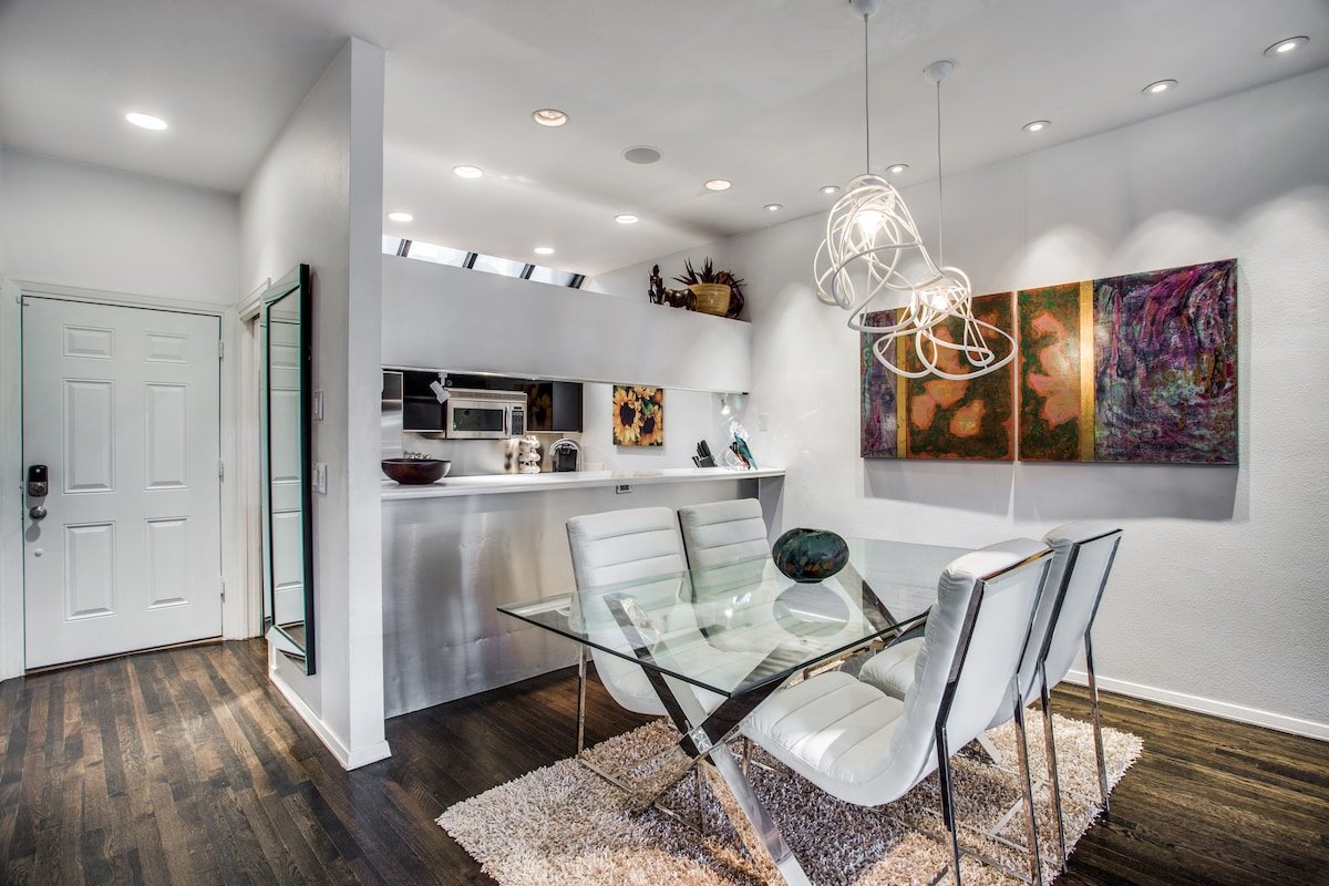 Sweet Retreat-Highland Park gallery image 5