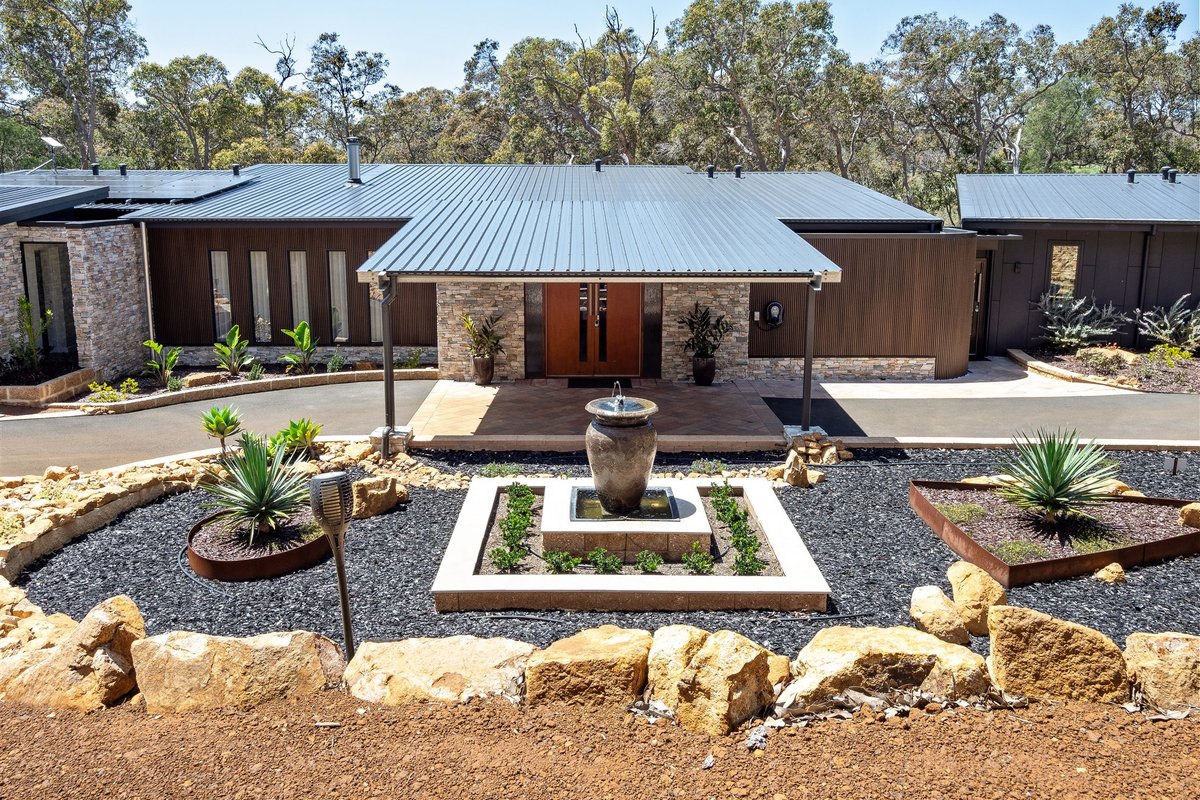 Raffaele’s Estate- luxury accommodation