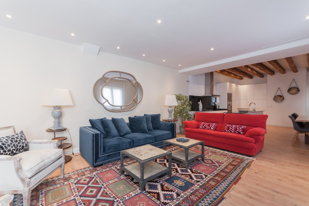 SANTA ANA 4 Bdr, 3 bath,