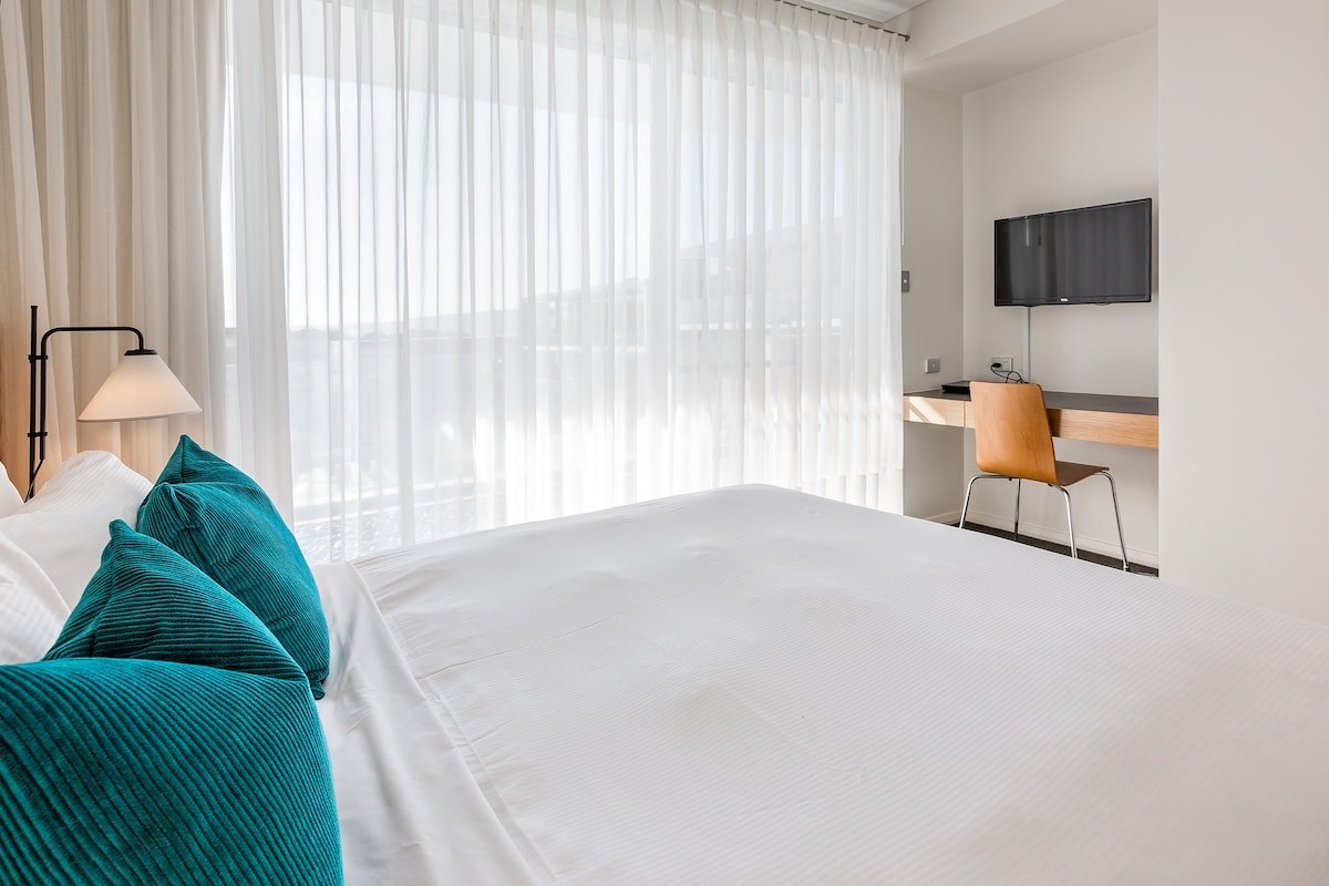 3 Bedroom Luxury Ocean View Villa @ Smiths Beach Resort gallery image 4