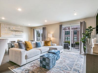 5B/5.1B Penthouse with Large Private Balcony