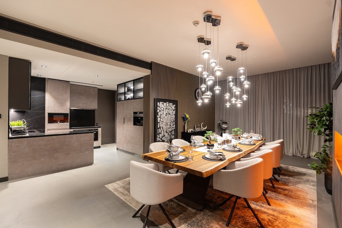 Modern 4BR+M w/ Beach Access at Address JBR