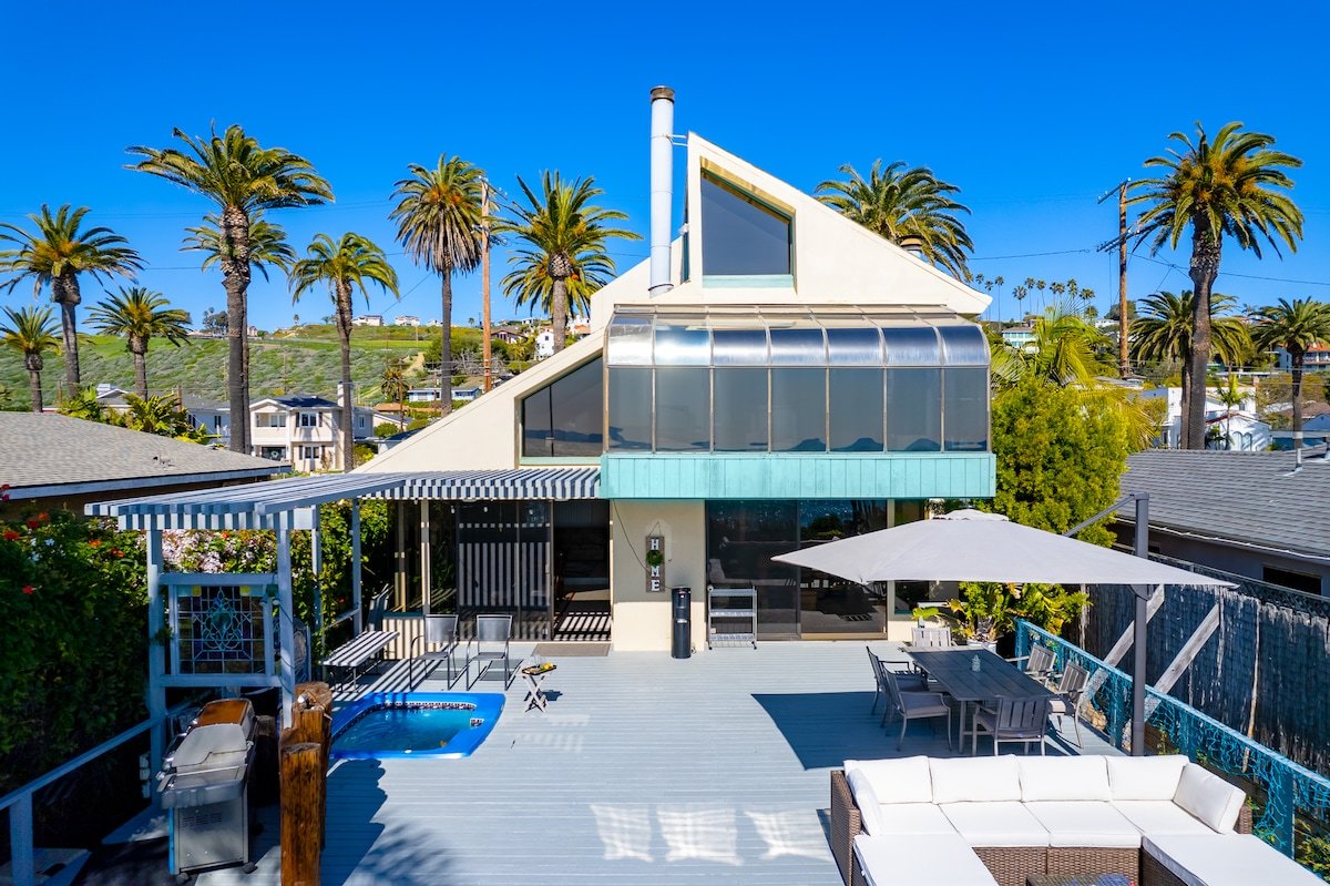 Oceanfront(2730 sqft)w/Spa, HugeDeck+Garden+VIEWS gallery image 5