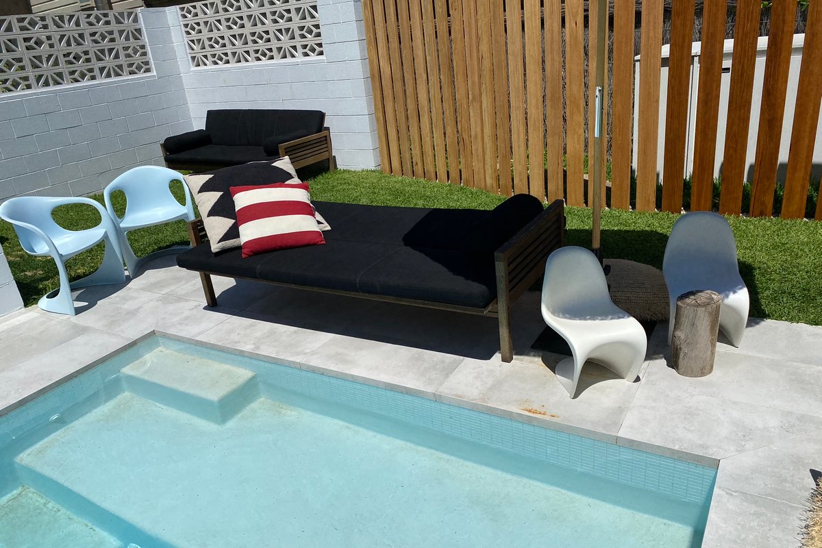 Emi-Lou’s at Palm Beach, Mineral Pool, A/C, Sauna