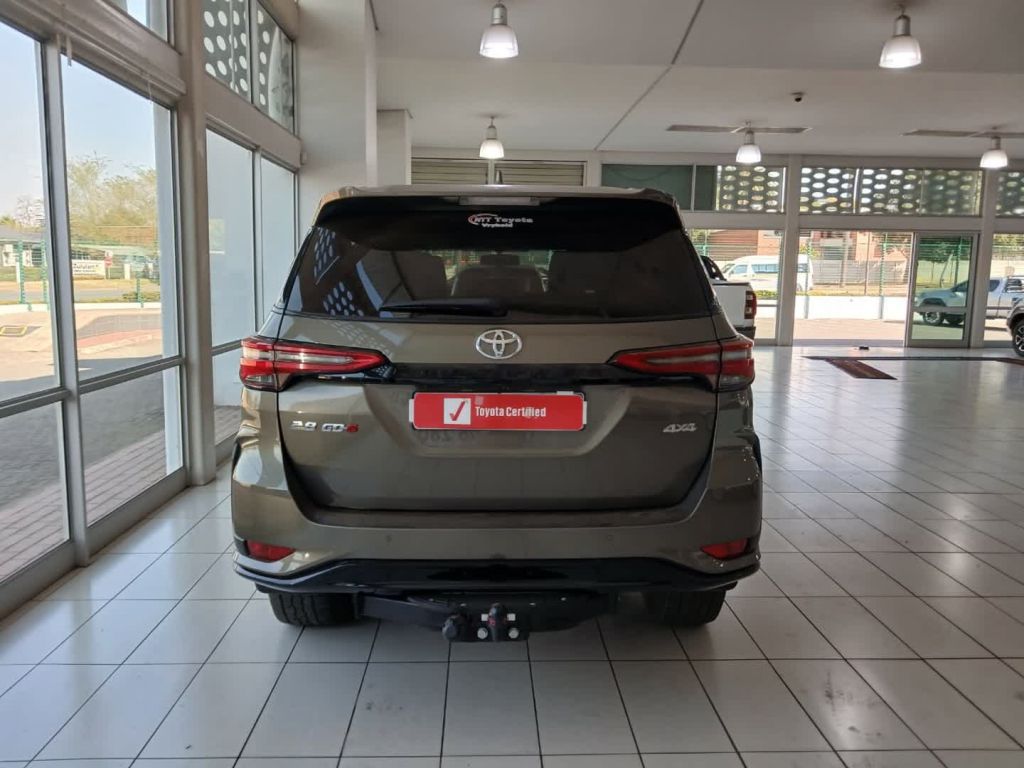Used car gallery