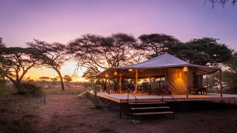 Main tent - Reception / restaurant