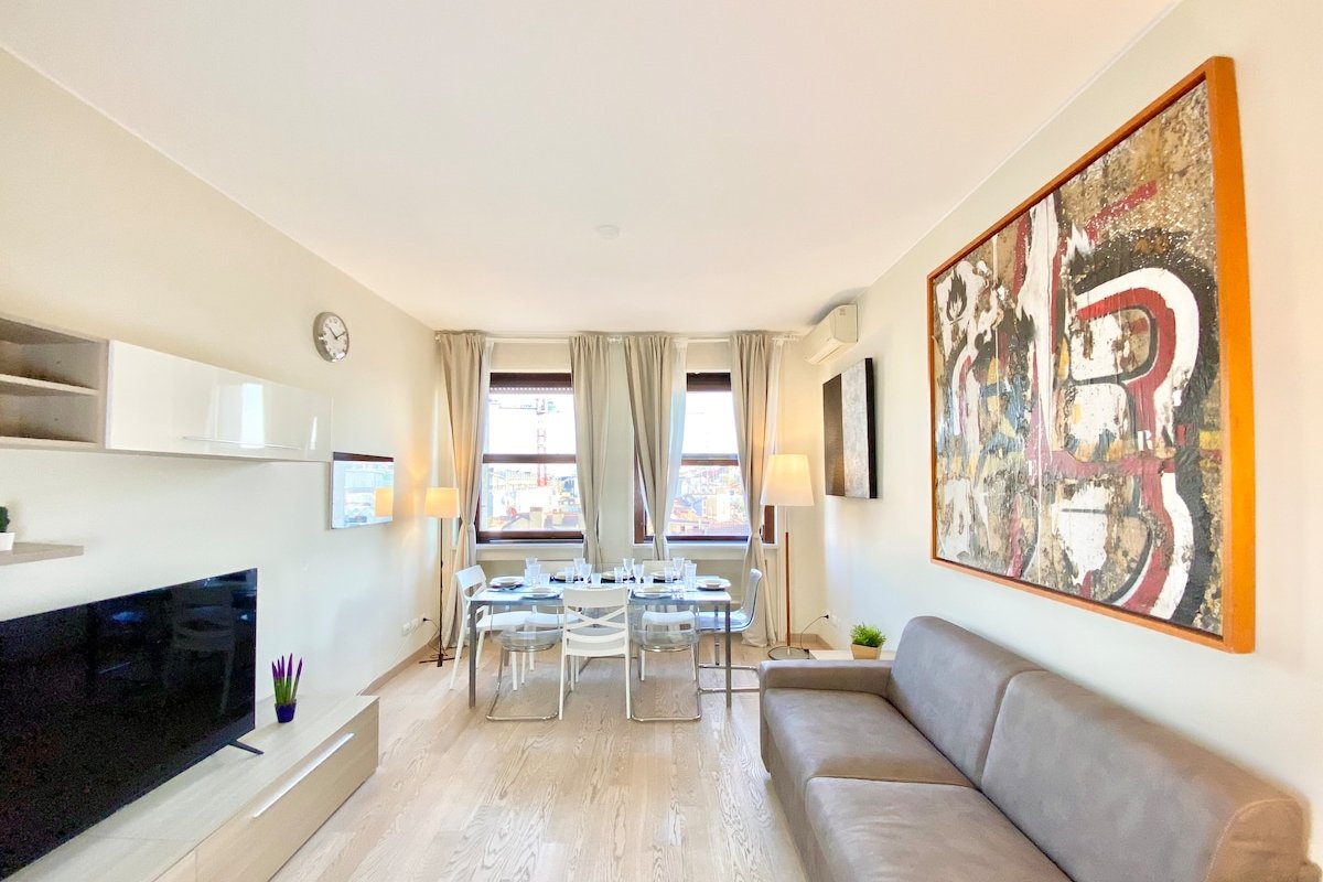 [1 min Castello + 7 min Duomo a piedi]Vista Duomo gallery image 2