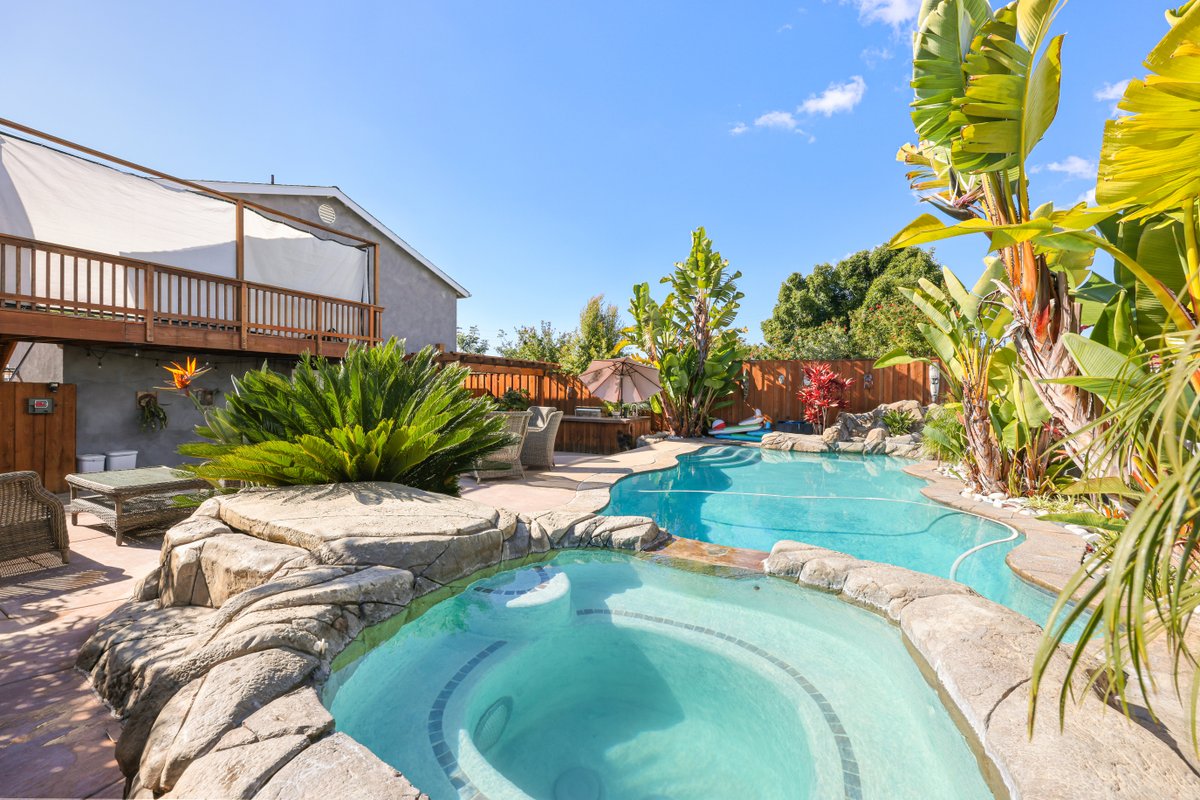 5BR | Salt Water Pool | Hot Tub | Fire Pit| BBQ