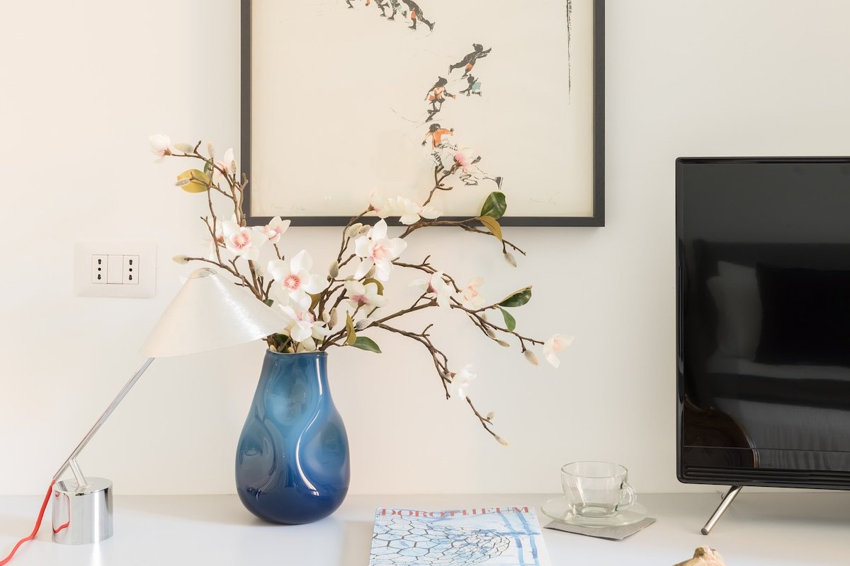 Stunning apartment, Belsiana St, Piazza di Spagna. gallery image 5